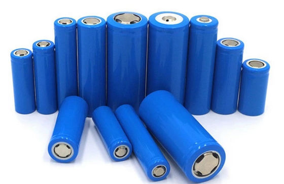 3, 0V / 3, 2V / 3, 7V dimensioni personalizzate Super lunga durata TAC Led Torcia AA batterie Li-Ion