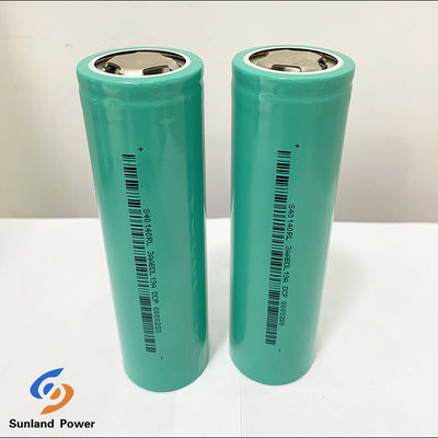 3.0V 15Ah batteria cilindrica agli ioni di sodio 40140 batteria con tasso di 3C per il sistema di energia solare