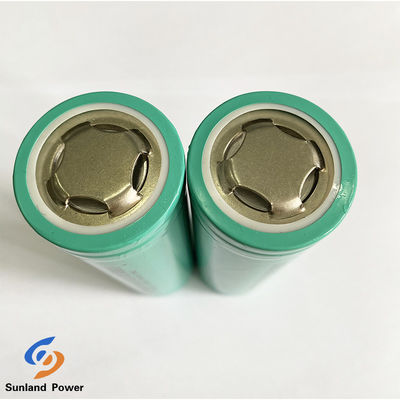 3.0V 15Ah batteria cilindrica agli ioni di sodio 40140 batteria con tasso di 3C per il sistema di energia solare
