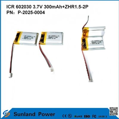602030 3.7V 300mAh + ZHR1.5-2P Batteria dal design ultra-sottile Compatibilità flessibile per vari dispositivi intelligenti piccoli Bluetooth Auricolari Dispositivi indossabili E attrezzature mediche portatili